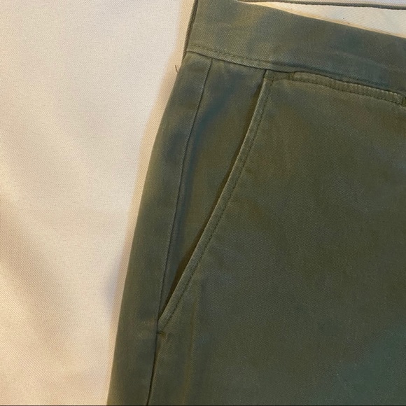 J.Crew Men’s Straight-Fit Stretch Olive Khaki Pant - Picture 7 of 10